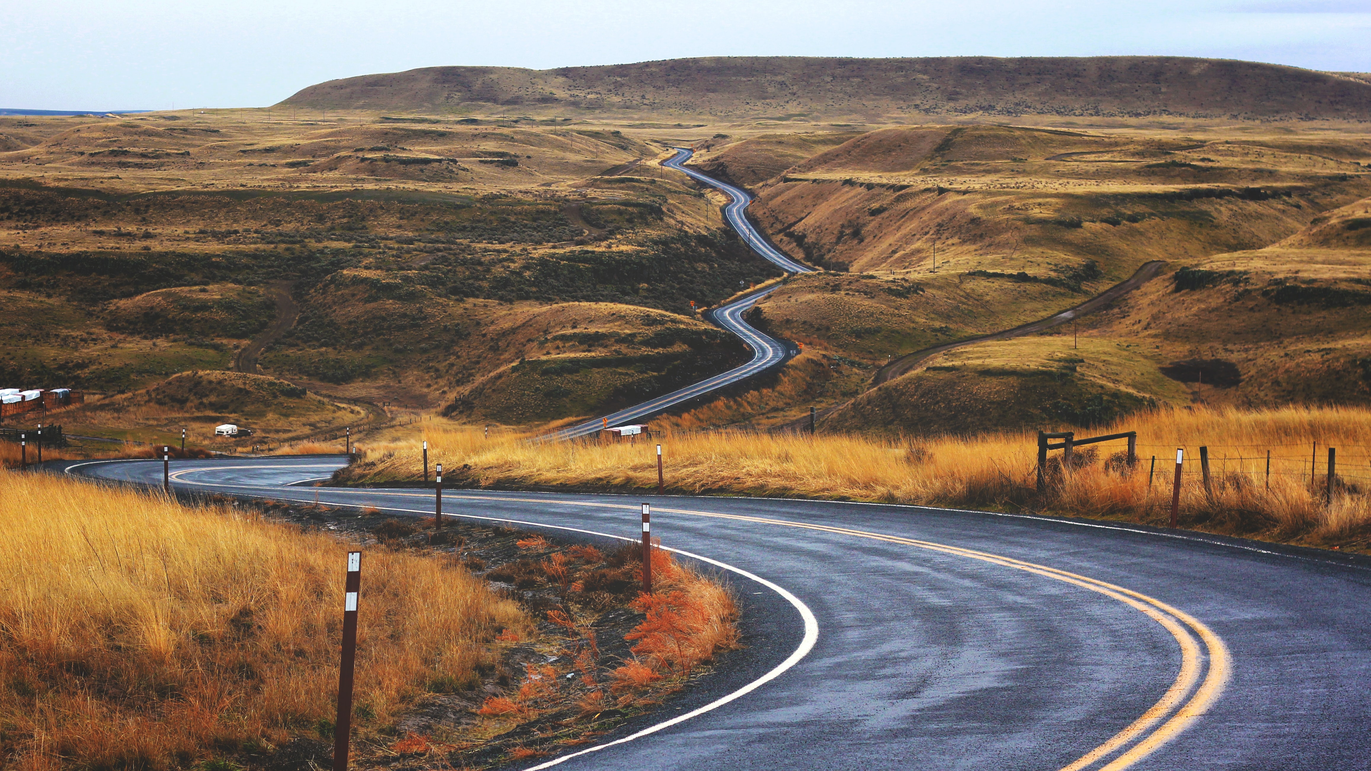 photographie nommée Road into the Hill